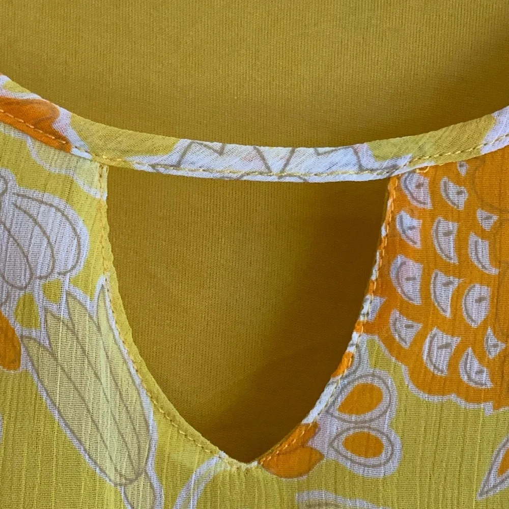 LIZ CLAIBORNE Women’s Yellow Floral Chiffon 3/4 Sleeve Blouse Shirt Size: Medium